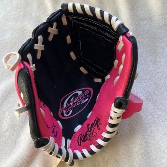 Children’s‎ Rawlings Players 9 In. T-Ball Glove (Pink) - Picture 1 of 9